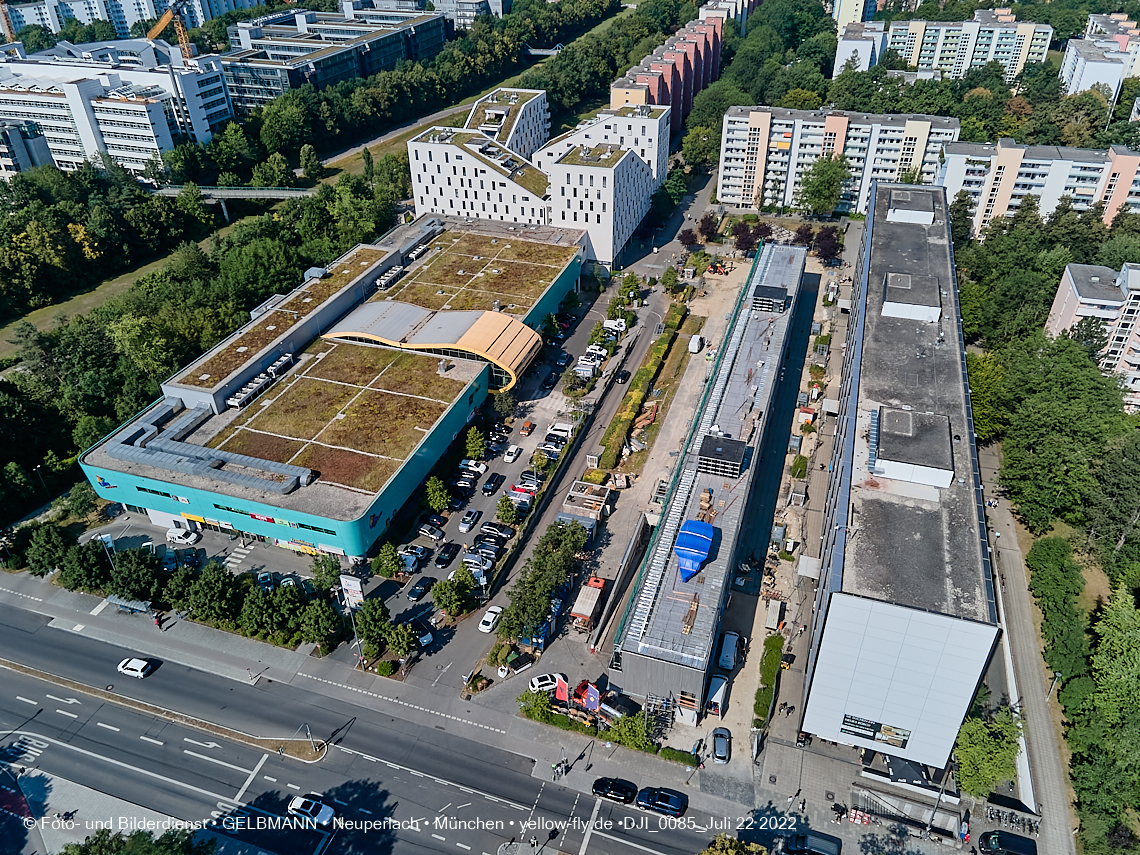 22.07.2022 - Plettzentrum und Montessori Schule in Neuperlach